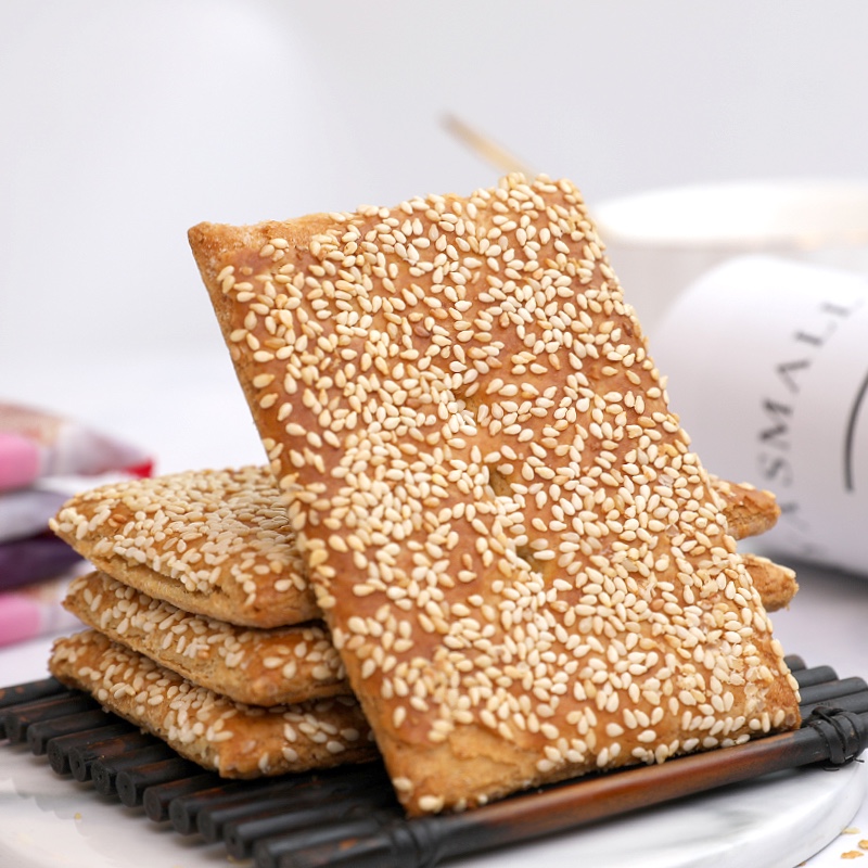 芝麻饼薄片薄饼干适合孕妇吃的无糖精食品南通脆饼老人中老年休闲零食