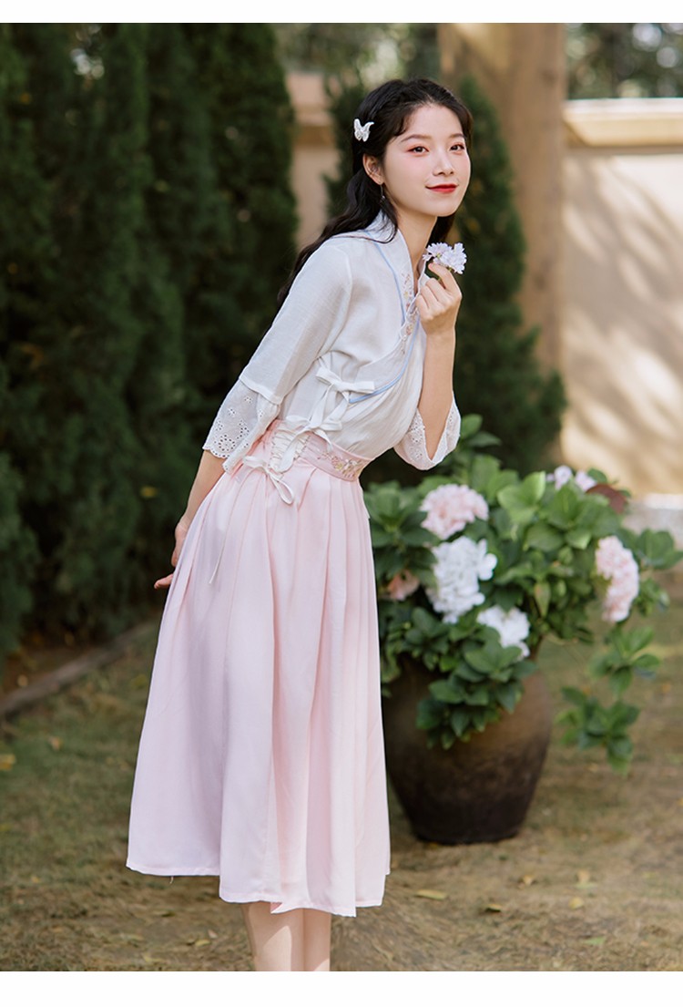 21年女装套装复古文艺风夏装汉元素改良汉服女绣花上衣喇叭袖中长