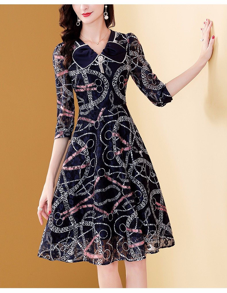 欧迪鸟odybird品牌蕾丝连衣裙女2021秋季新款设计感钉珠优雅气质修身