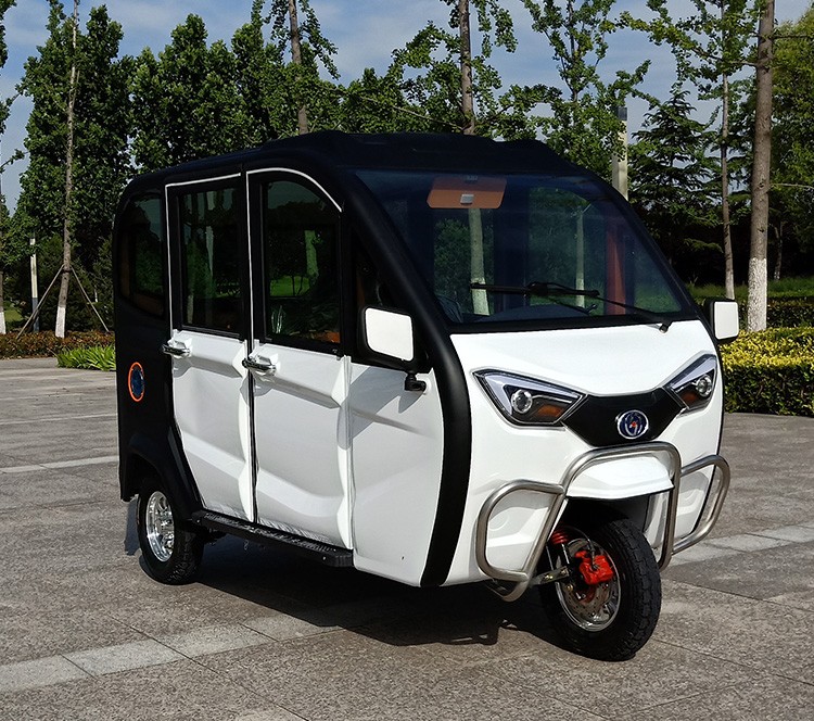 新国标可上牌电动三轮车全封闭带蓬接送孩子家用电动车铁壳四座套餐三