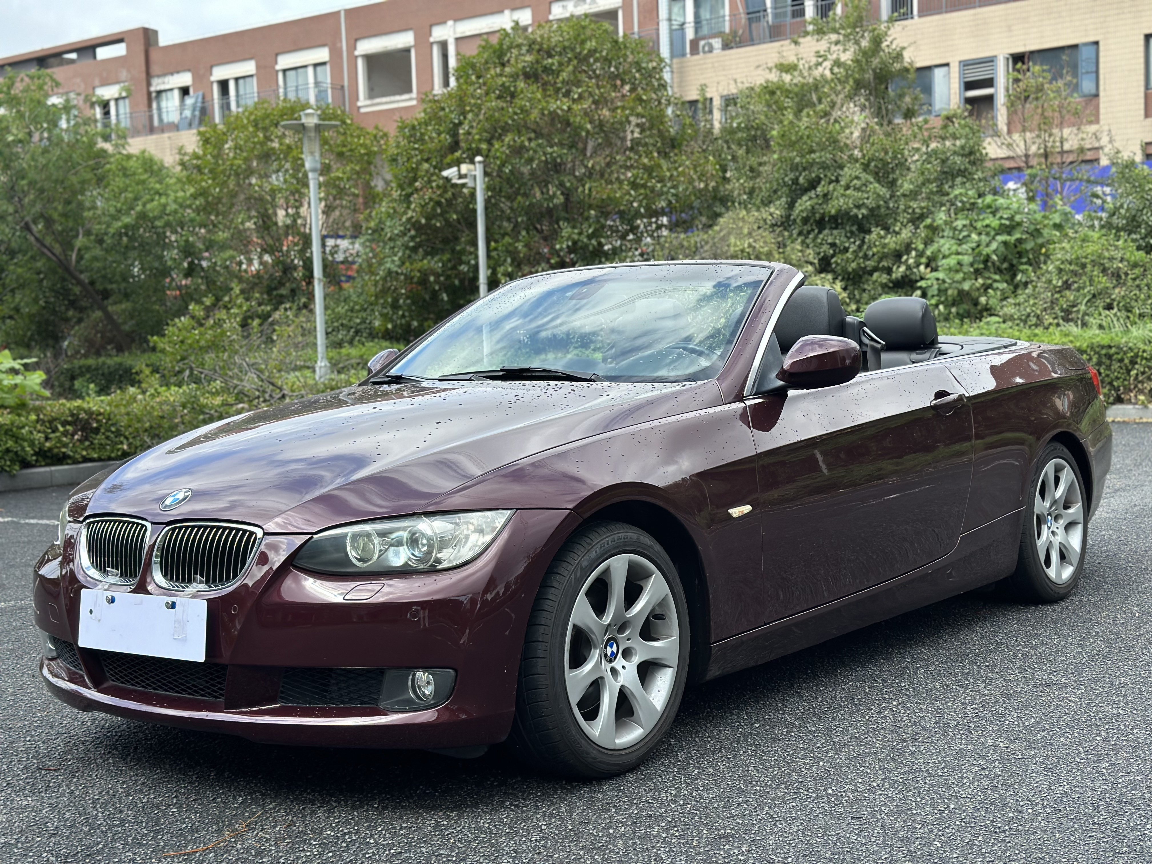 宝马  3系  330i(进口) 3.0l    敞篷 轿跑车  4座   非营运