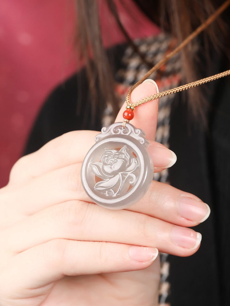 芊乔珠宝 和田烟紫玉莲花吊坠典雅男女款珠玉石项链【图片 价格 品牌