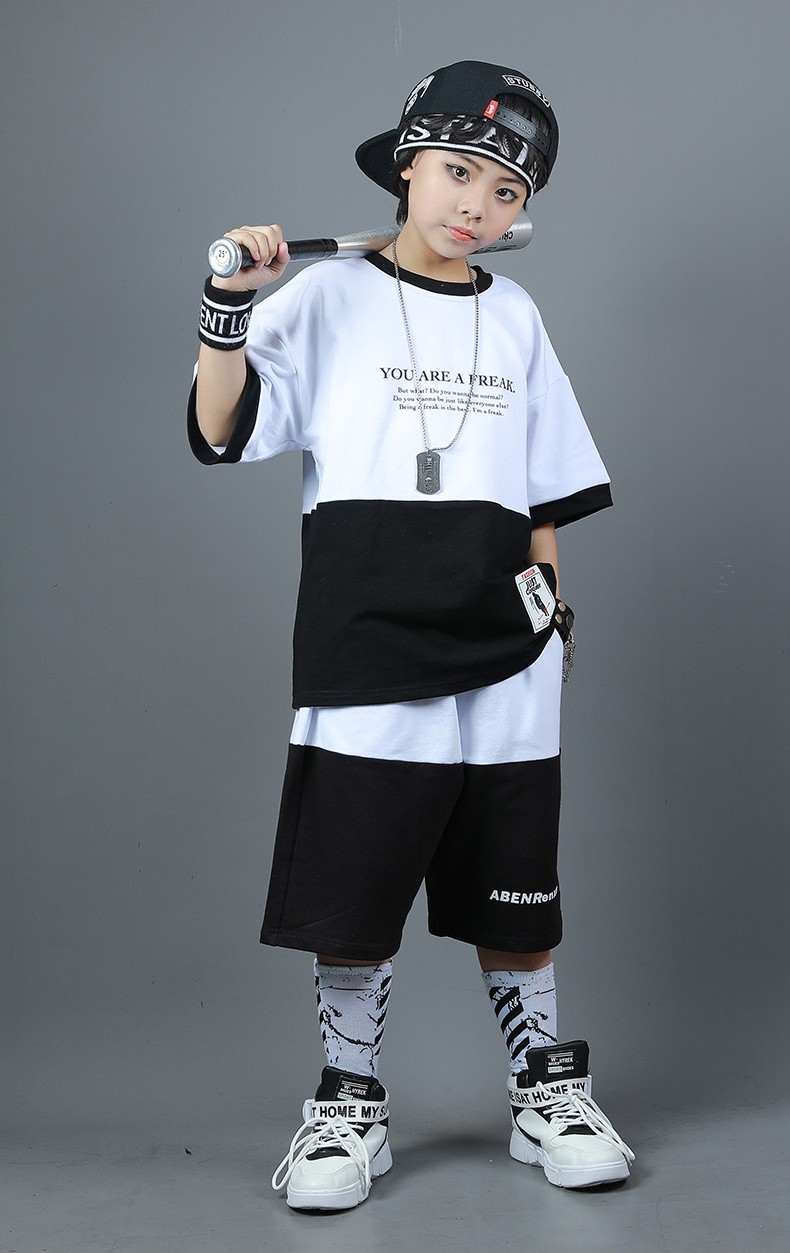 男童街舞套装儿童个性洋气黑白撞色嘻哈两件套炸街男孩子潮范衣服表演