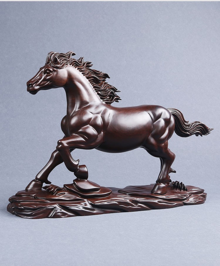 裕尚礼黑檀木雕马摆件高档公司开业商务礼品实木马到成功生肖马红木