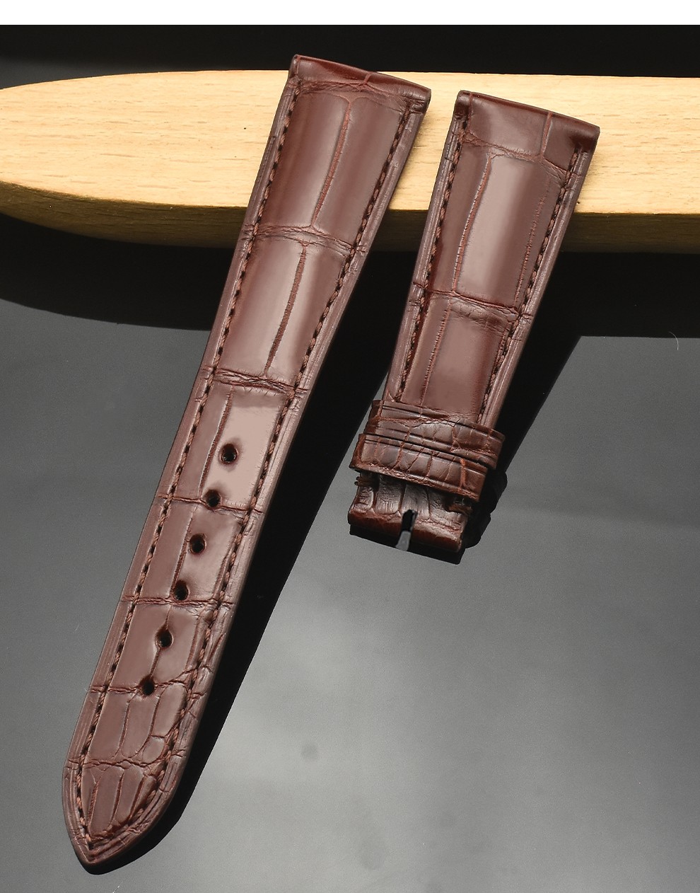 适用百达翡丽系列表带真皮男士表带514652965227双面鳄鱼皮表带手表链