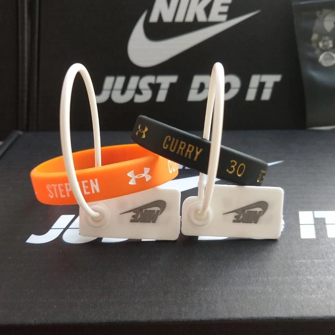 《【掌柜推荐】斯蒂芬·库里nba球星库里手环勇士队30号 篮球运动硅胶