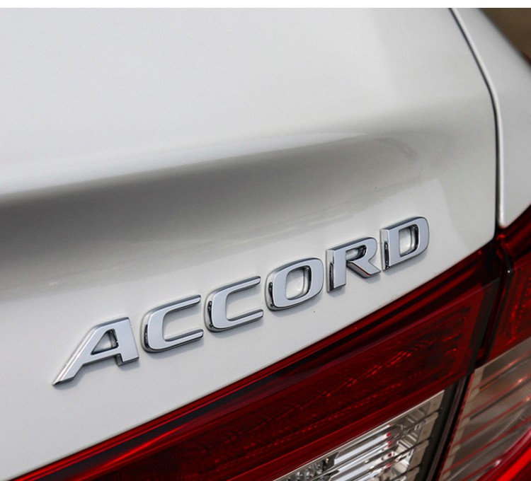 适用于十代雅阁车标后尾箱标广汽本田accord英文字母10代雅阁标志贴