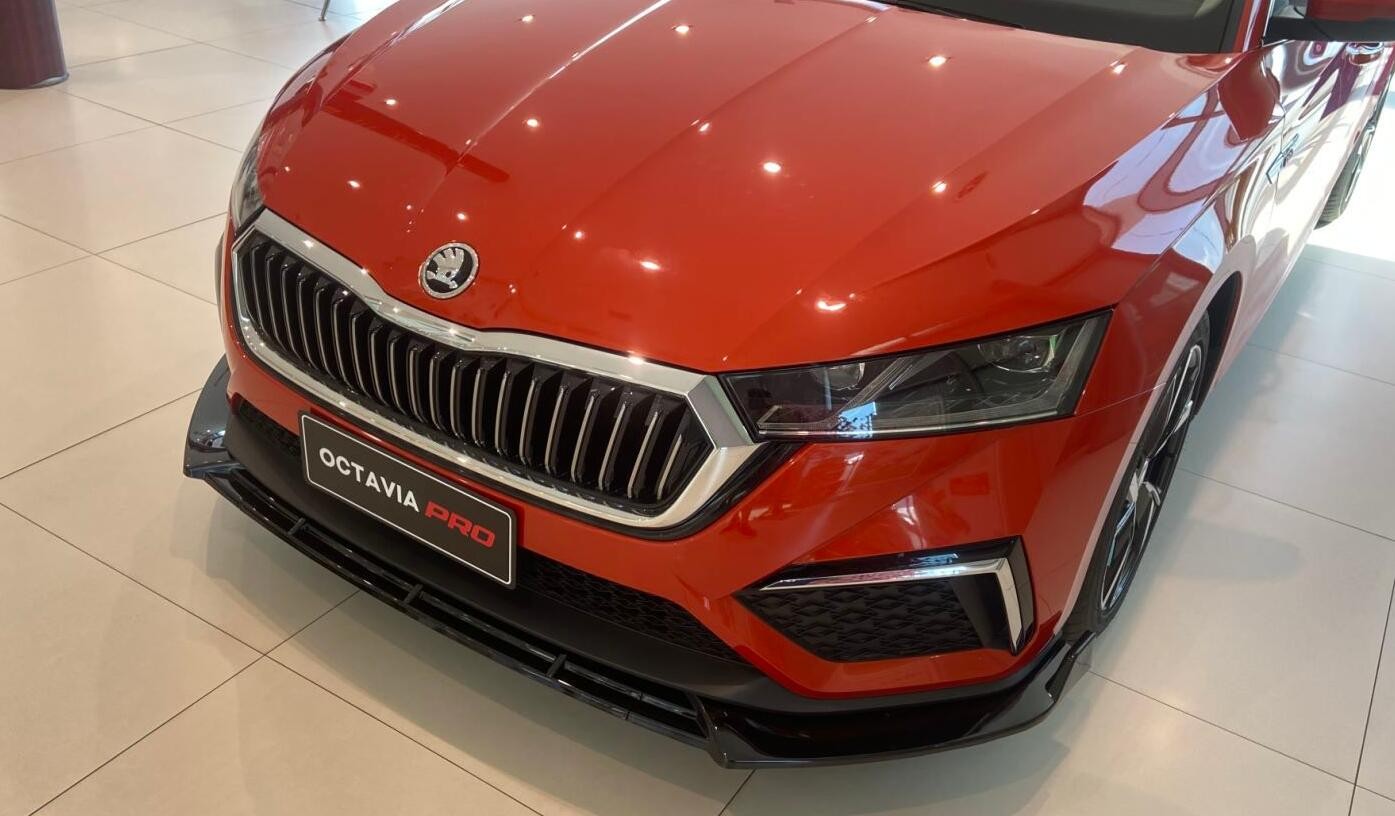 rm斯柯达明锐pro前唇前铲尾翼改装专用前杠小包围外观装饰件21明锐pro