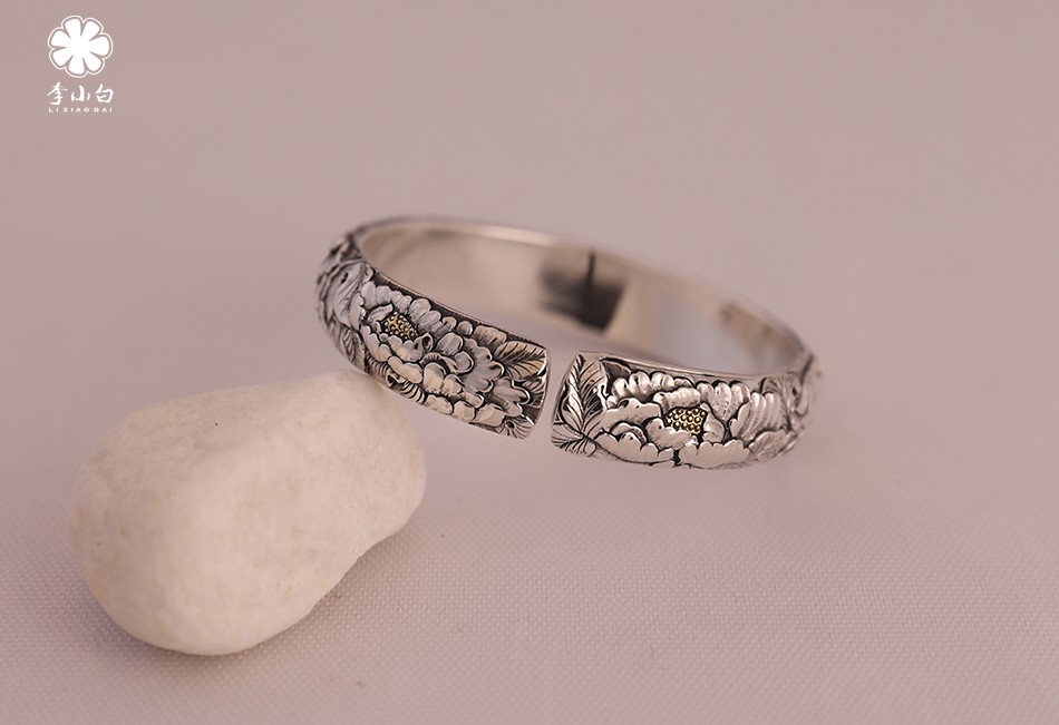李小白纯银手镯 纯银9999饰品 纯手工制作 刻花手镯 大师刻花手镯