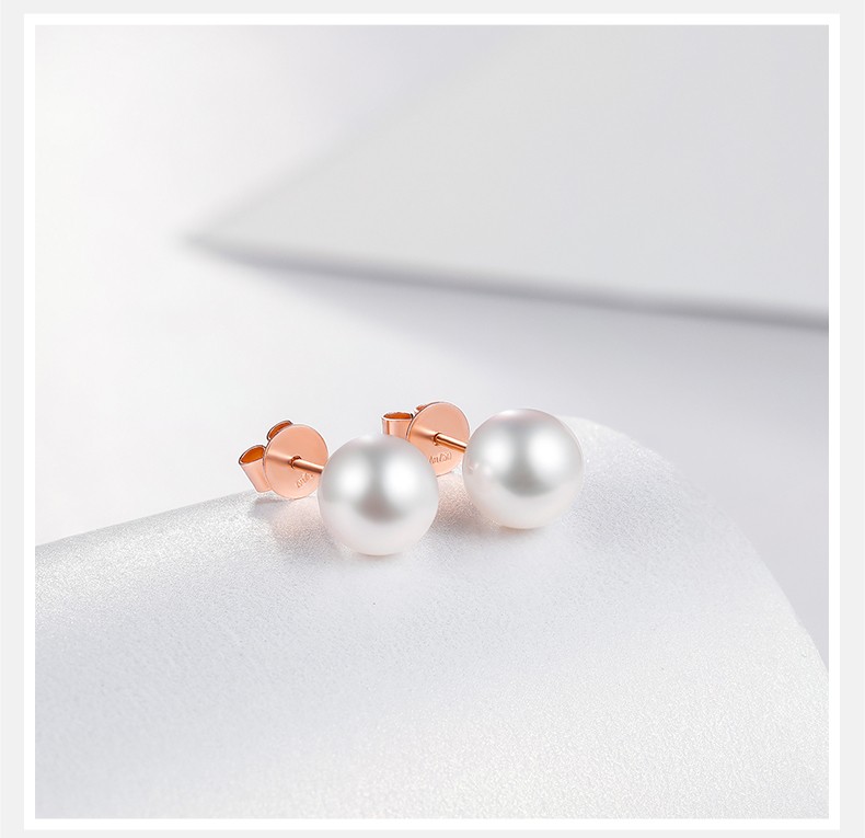 周六福 18k金珍珠耳饰女款淡水珍珠耳针耳钉 现货