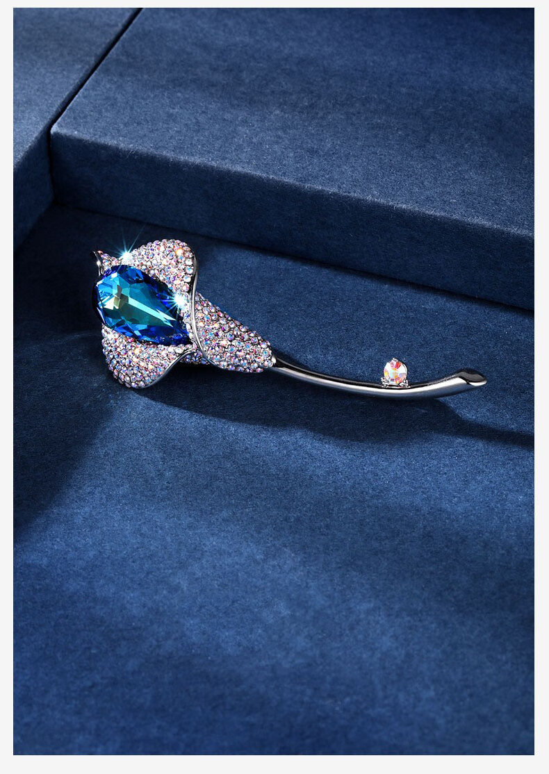 纪诗哲奢侈品牌胸针女胸花气质马蹄莲施华洛世奇元素送女友老婆情人节