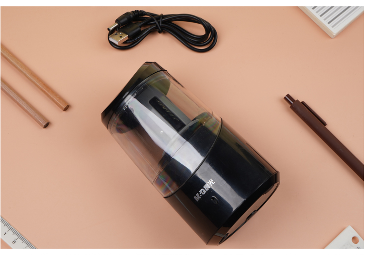 晨光电动削笔器usb充电卷笔刀自动削笔刀绞笔器美术生专用削铅笔刀小