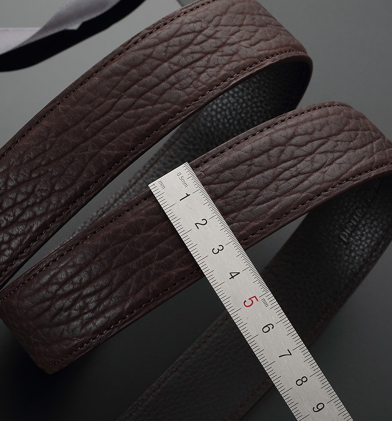 皮尔卡丹2022新款海豹皮男士皮带头层牛皮针扣腰带男休闲裤腰带 深啡