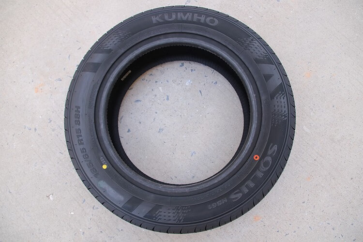 锦湖轮胎 185/65r15 适配伊兰特/标志301/爱丽舍/骐达/悦动/福瑞迪