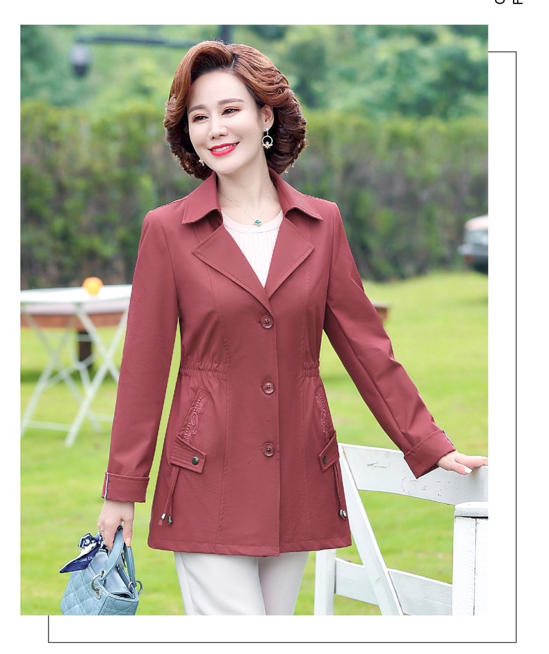 街雨轩 中老年女装秋装外套40-50-60岁新款中年妈妈装春秋季风衣中长