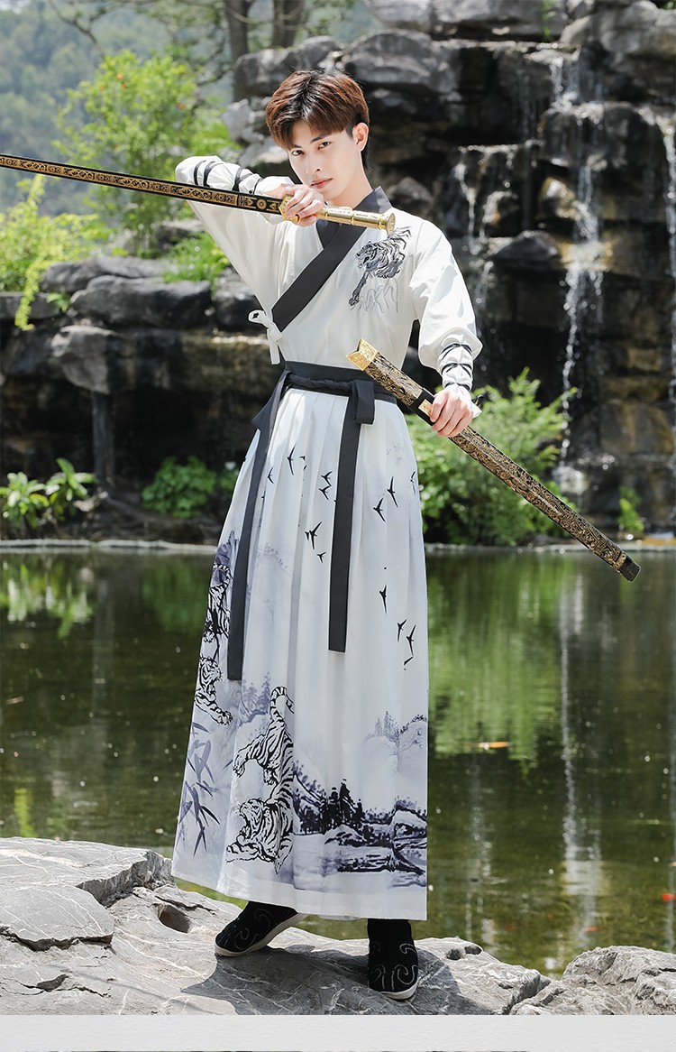 尤克达蒂原创汉服男斗篷古装帅气武侠风表演戏服学生演出团服大码套装