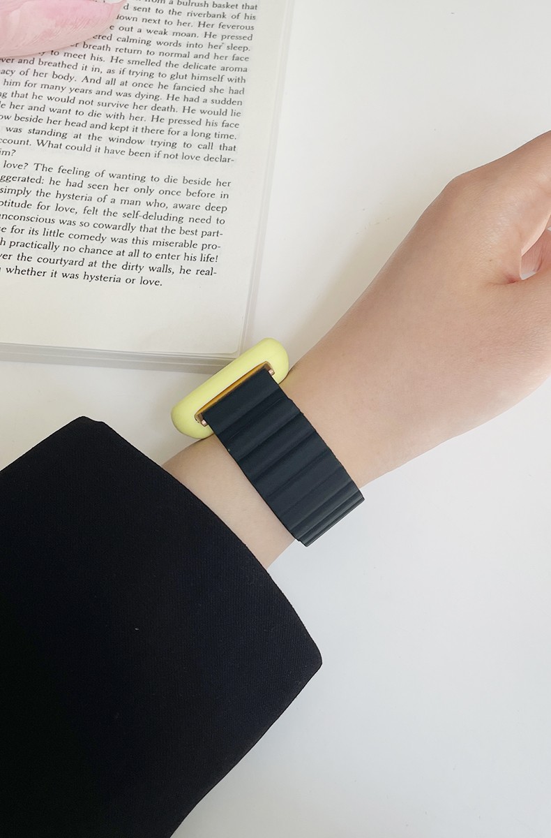 适用华为watch fit2表带硅胶磁吸腕带强力吸附新款智能手表表腕带配件