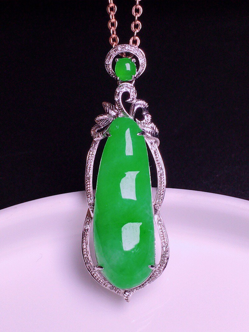 源头翡翠 翡翠满绿福豆吊坠 18k金镶钻缅甸天然翡翠玉石挂件珠宝首饰