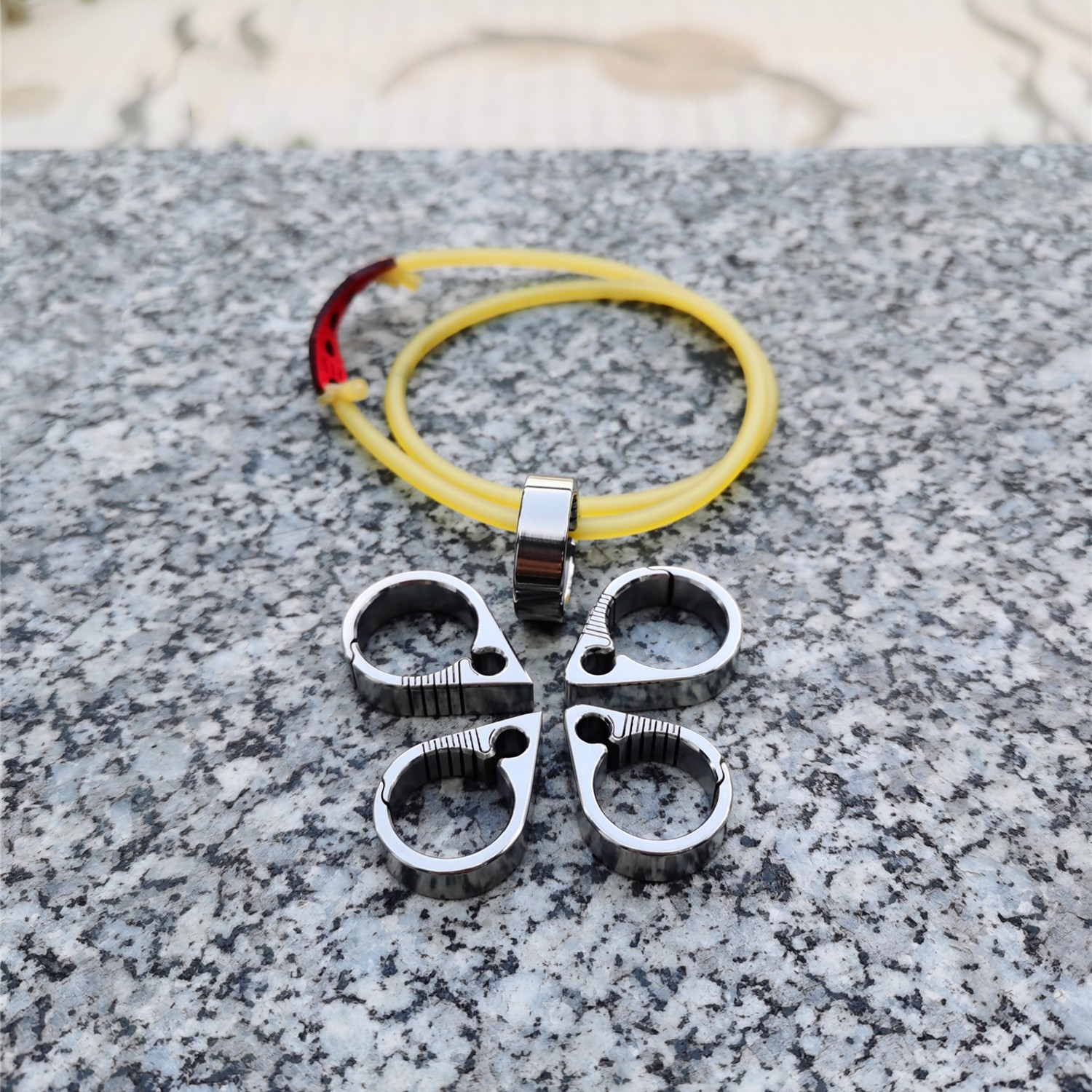 无托架指环弹弓钛合金指环弹弓快压指环弹弓专业扁皮弹弓微型弓 钛