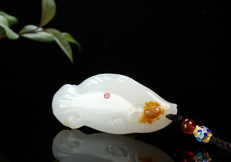 星星草和田玉吊坠白玉锦鲤鱼玉佩挂件老坑带皮料玉石苏工雕刻自戴送礼