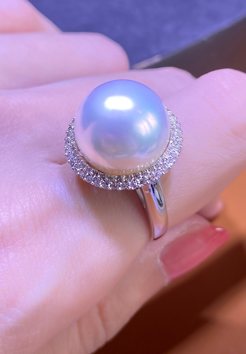 莫氏珍珠戒指18k金钻石女天然海水珍珠正圆无暇南洋澳白珍珠戒指极