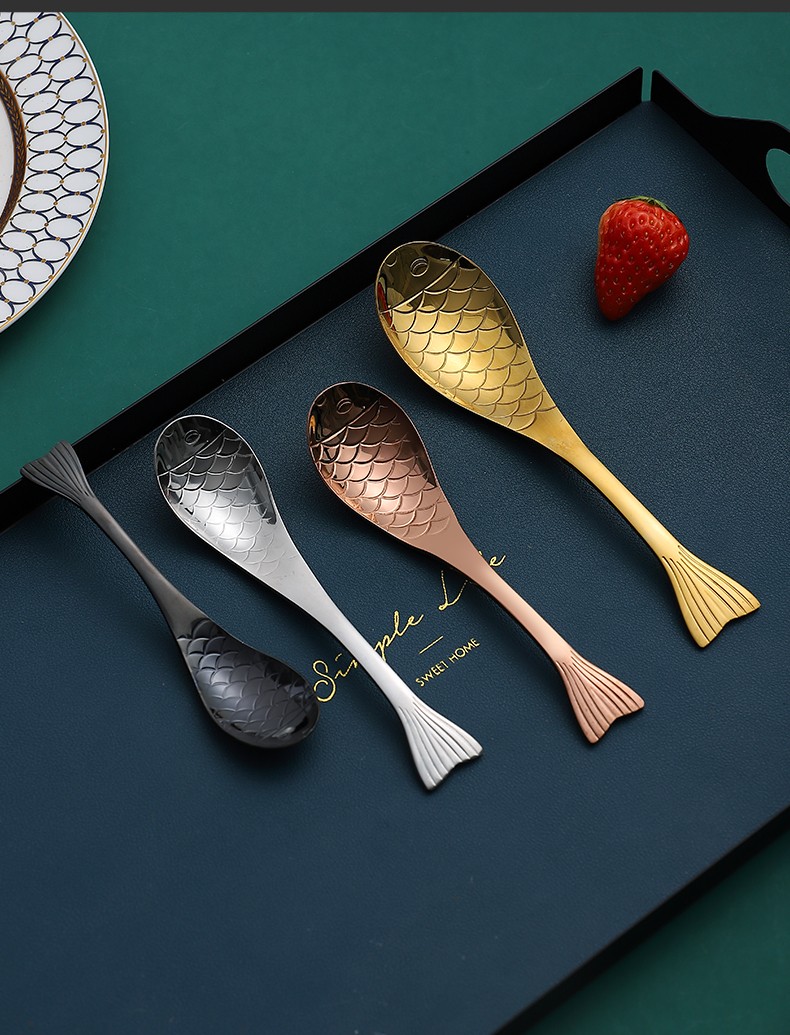 沃德百惠worthbuy304不锈钢网红勺子家用儿童吃饭创意鱼形西餐勺轻奢