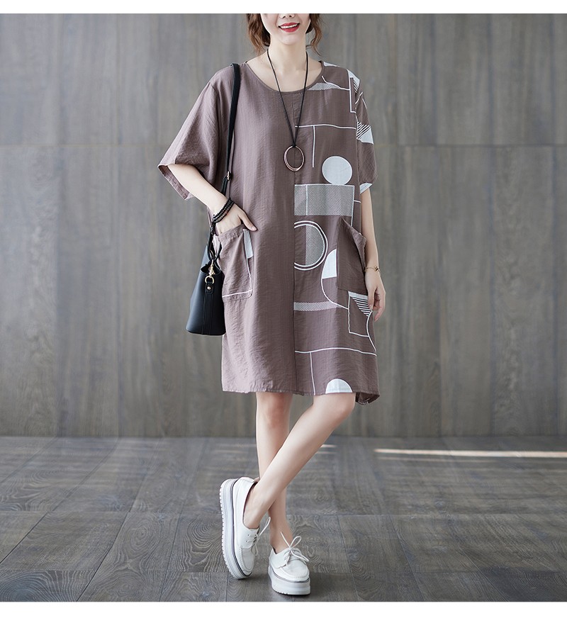 遮肚子显瘦印花短袖连衣裙肥婆胖人穿的衣服黑色大码均码建议100200斤