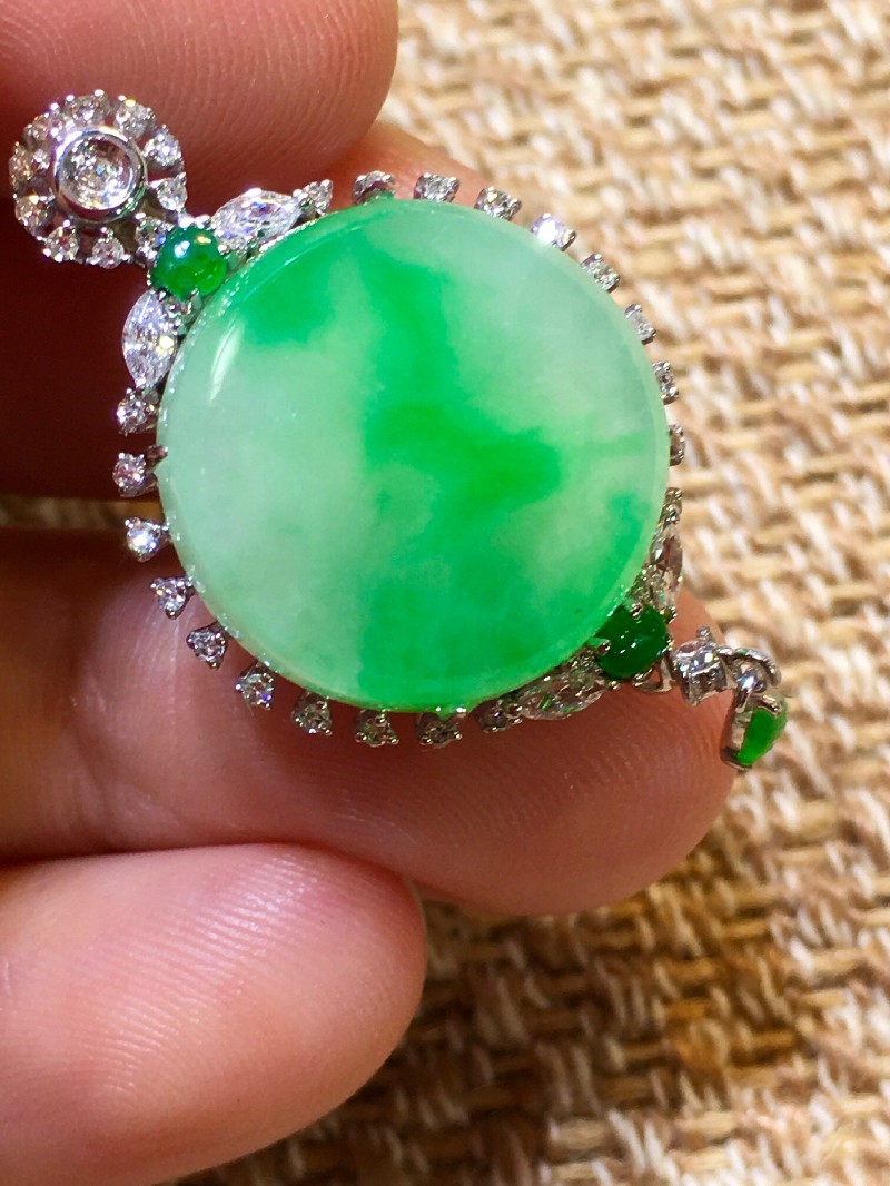 翡翠冰种飘绿平安扣吊坠 18k金镶嵌珠宝首饰冰种翡翠缅甸天然a货玉石