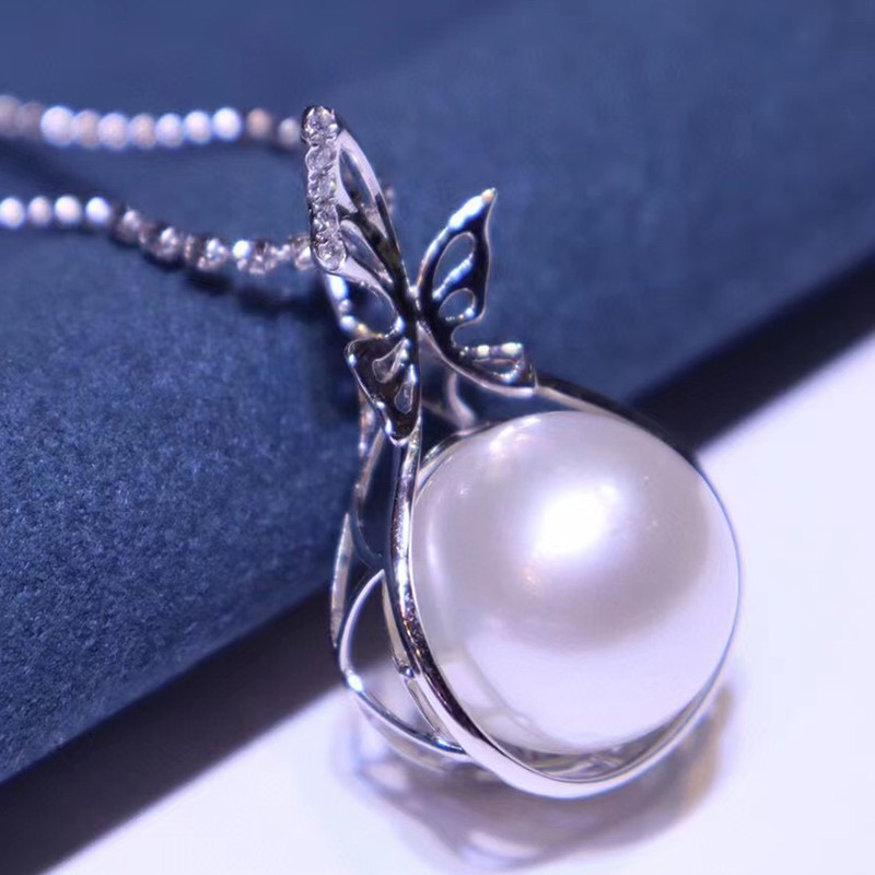 南洋半岛澳白珍珠吊坠海水珍珠项链18k金镶嵌钻石轻奢名媛锁骨链送