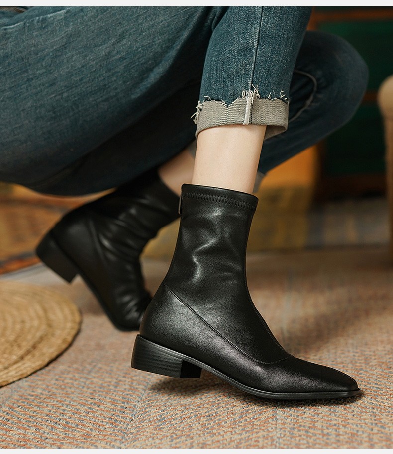 超软面料sikcrown品牌2021秋冬新款软皮瘦瘦靴女低跟后拉链女士短靴