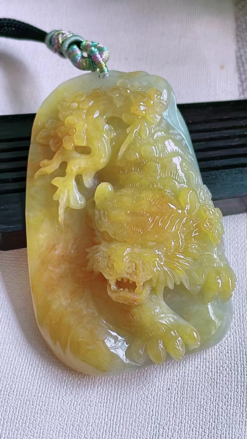 玉佳佳 翡翠冰种黄下山虎吊坠 缅甸a货翡翠送礼生日礼物男女款尺寸64.