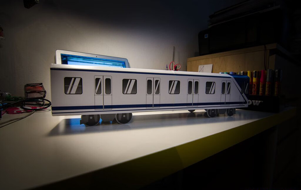 molotow mini火车模型 立体拼装硬纸板装饰火车 德国原装进口可diy改