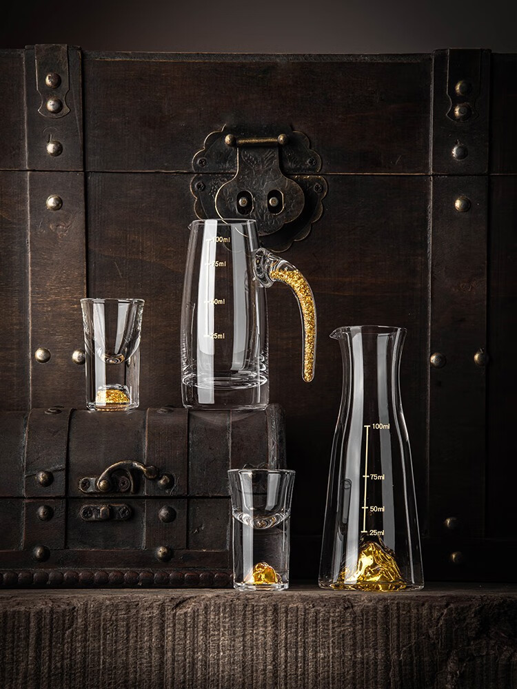 青苹果金箔白酒杯套装中式分酒器小一口杯个人专用创意子弹杯家用6壶6