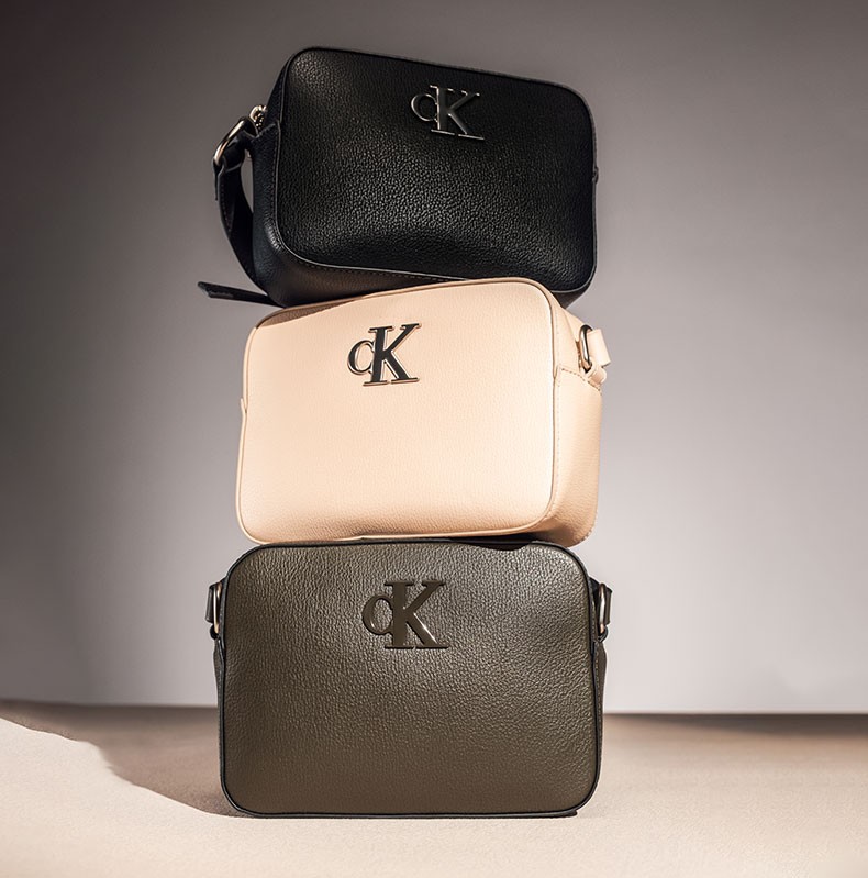 ck女包秋冬镜面logo长方形单肩背提相机包dh2765001黑色st