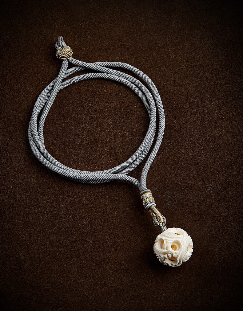 皇家天选猛犸象牙雕刻鬼工球吊坠龙凤玲珑球镂空龙纹双层龙珠国潮项链