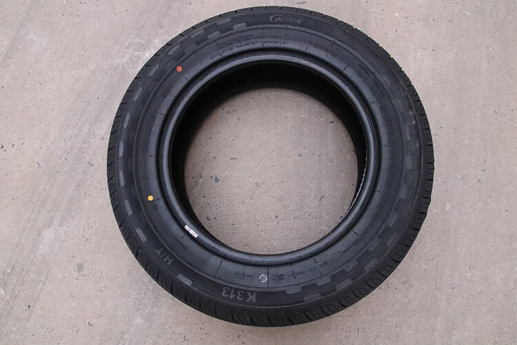 盾轮全新汽车轮胎 持久耐用 排水防滑 盾轮 235/65r17 rh01【图片