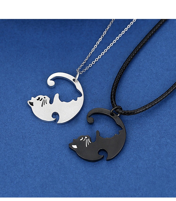 彩莱娅恋爱猫咪情侣项链一对个性街头潮人简约拥抱拼接项链男女吊坠