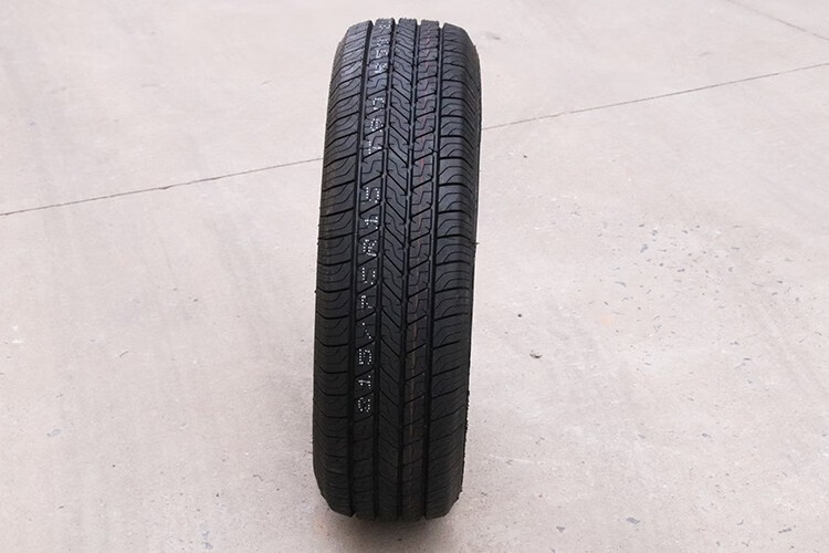 盾轮全新汽车轮胎 持久耐用 排水防滑 盾轮 235/65r17 rh01【图片