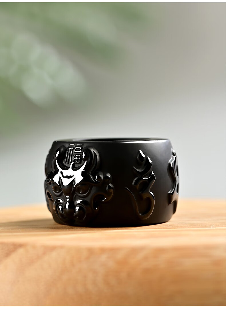 玉等我和田玉墨玉兽头扳指男士瑞兽戒指黑玉六字真言指环手把玩件