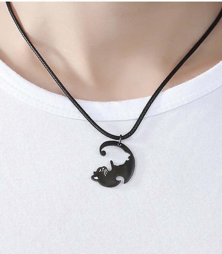彩莱娅恋爱猫咪情侣项链一对个性街头潮人简约拥抱拼接项链男女吊坠