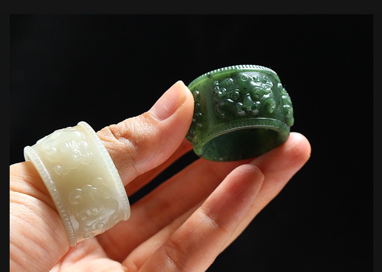 玉等我和田玉白玉貔貅扳指瑞兽指环碧玉白玉款带糖