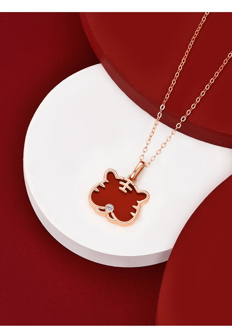 爱的约定k彩金虎年本命年项链女生肖虎吊坠锁骨链玫瑰金轻奢时尚首饰