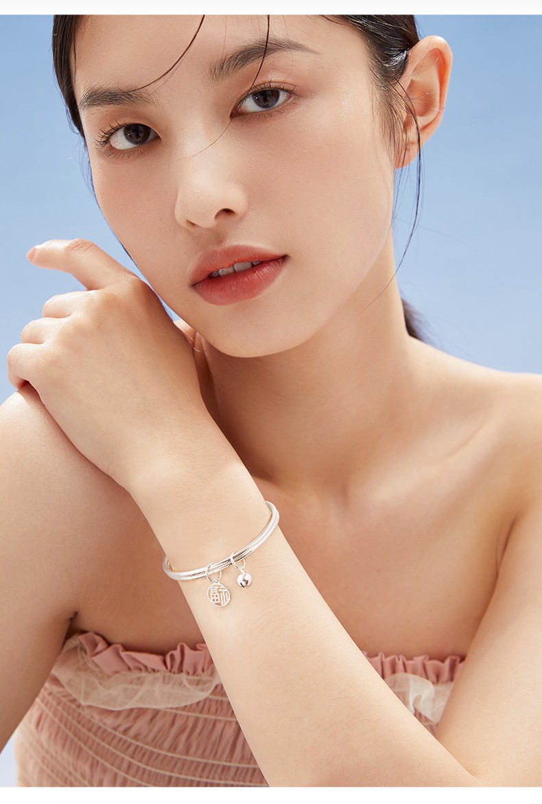 999足银手镯女士年轻款实心银镯子银饰品闺蜜生日礼物送女友情人节