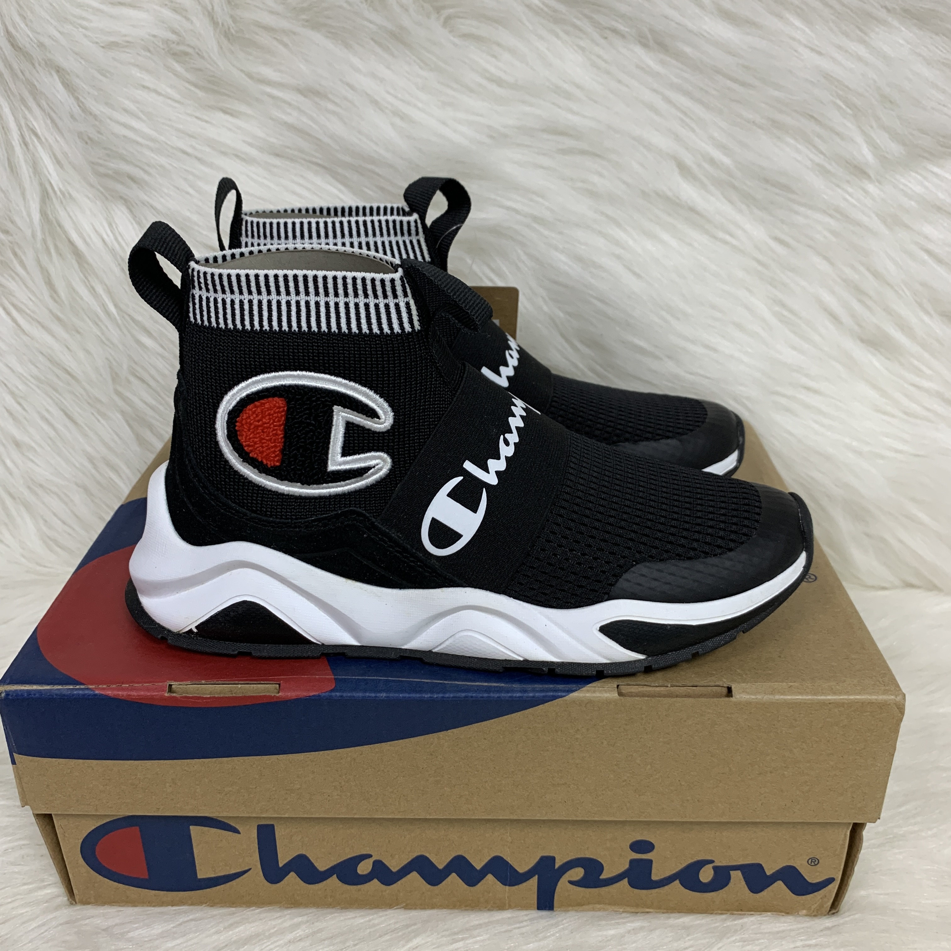 罚没物资champion冠军情侣潮男运动跑步鞋36码gxxz0121