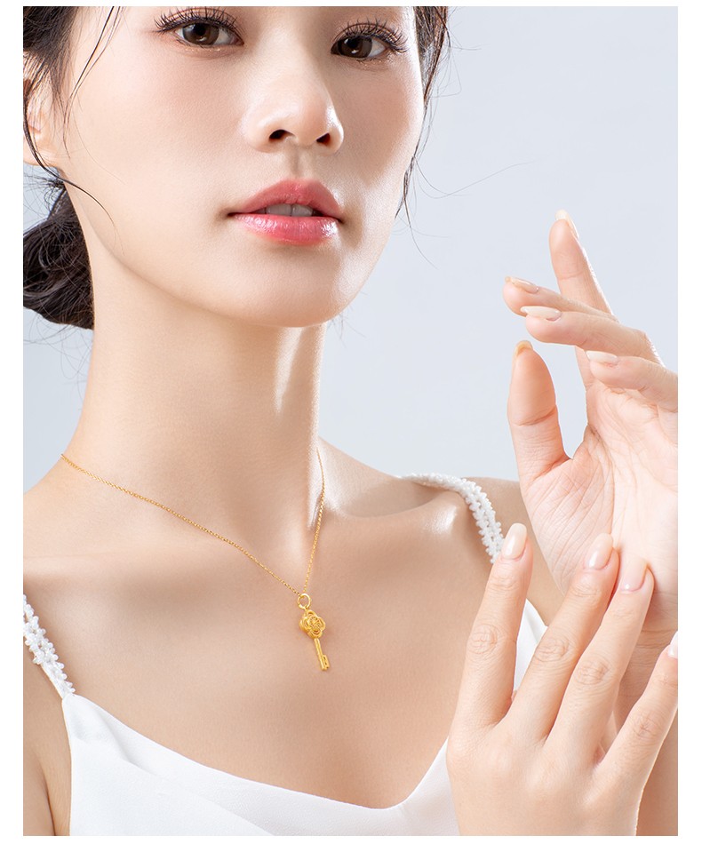 宝庆银楼黄金吊坠足金女士钥匙黄金项链镂空太阳花时尚锁骨链送女友