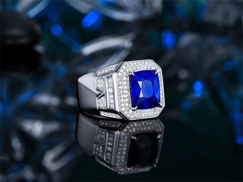 墨辰珠宝 斯里兰卡皇家蓝蓝宝石戒指 彩色宝石 18k金镶嵌 裸石重量4.