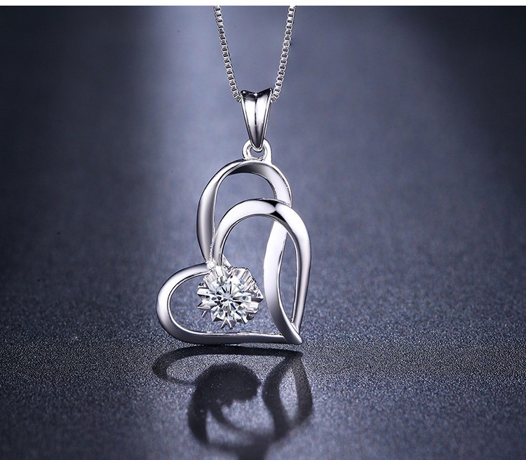 鸣钻国际 钻石项链女18k金/铂金白金女士项链/送女朋友老婆七夕情人节