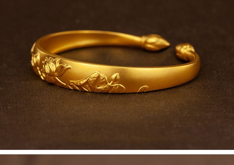 龙传珠宝 传承系列 足金999黄金女士手镯莲花荷叶古法实心花开富贵