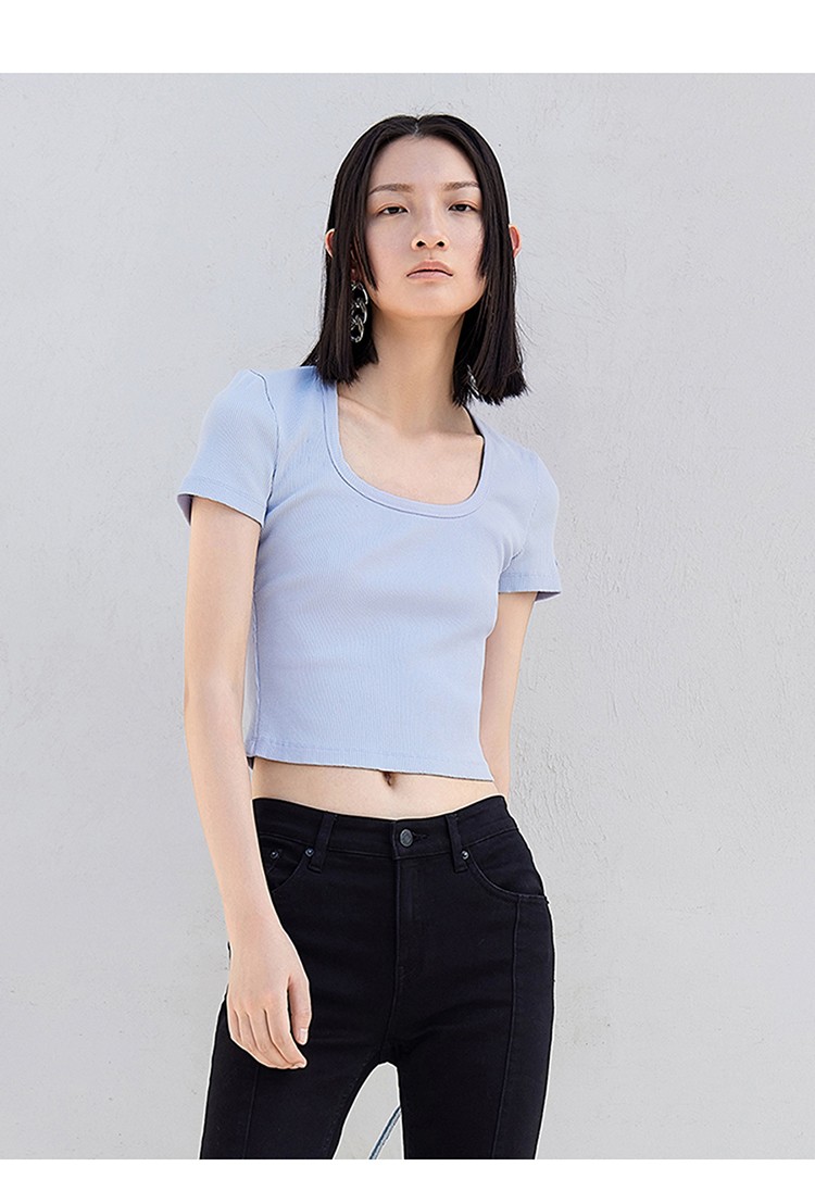 moco夏季新品微弹针织街头风章仔u型领短袖上衣摩安珂米紫色l