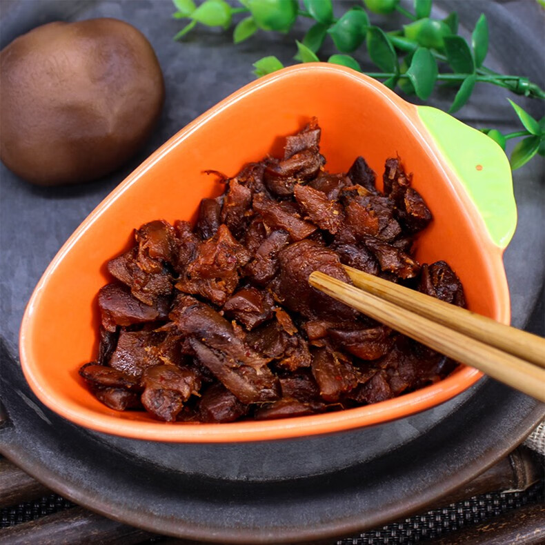 森林家手撕香菇儿时辣条麻辣零食网红辣味香菇零食小吃16g20袋麻辣味